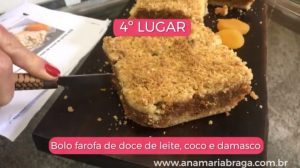 10390628122017_Bolo_farofa_doce_de_leite_coco_e_damasco