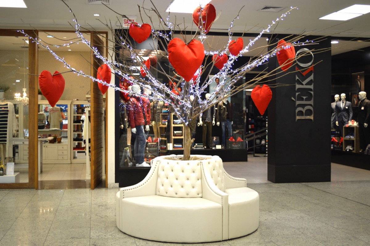 13514708062018_Dia_dos_Namorados___Shopping_Della__2_
