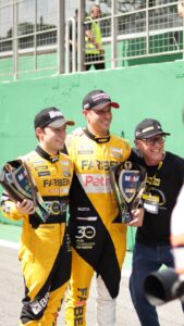 equipe-farben-conclui-temporada-da-porsche-cup