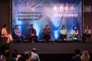 forum-da-industria-quimica-sul-catarinense-reune-mais-de-300-estudantes-em-criciuma